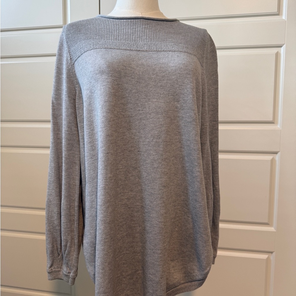 Caslon Light Gray Women's Sweatshirt